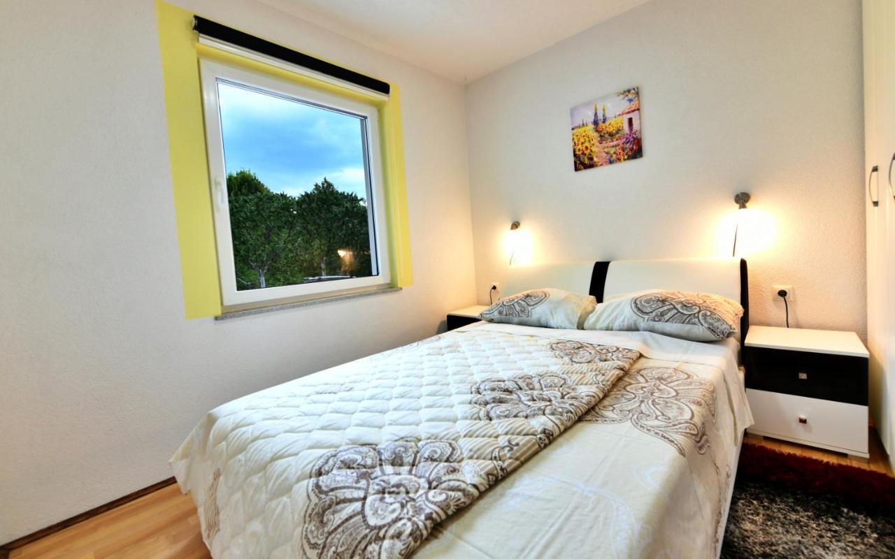 Lora Apartman Rakovica Kültér fotó