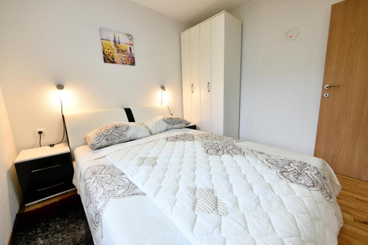 Lora Apartman Rakovica Kültér fotó