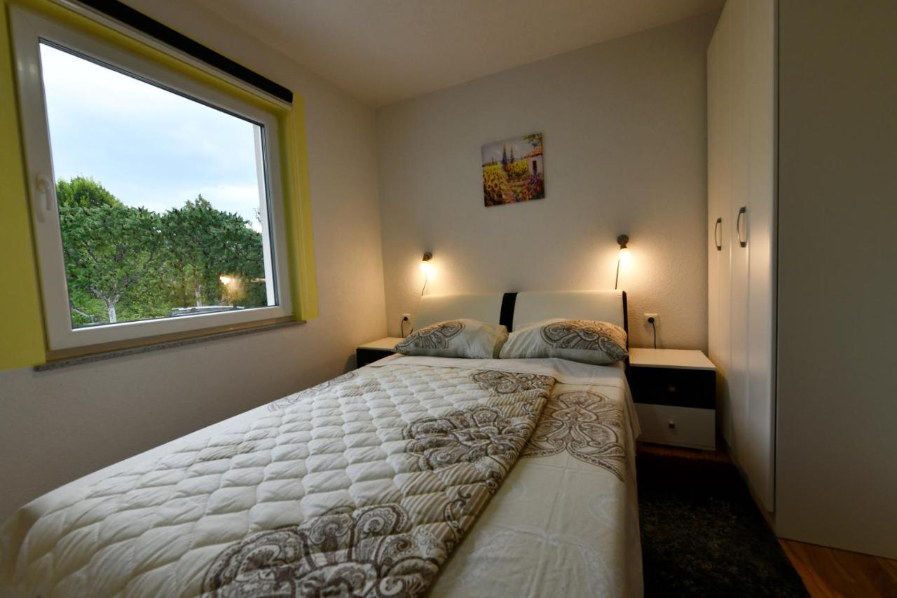 Lora Apartman Rakovica Kültér fotó