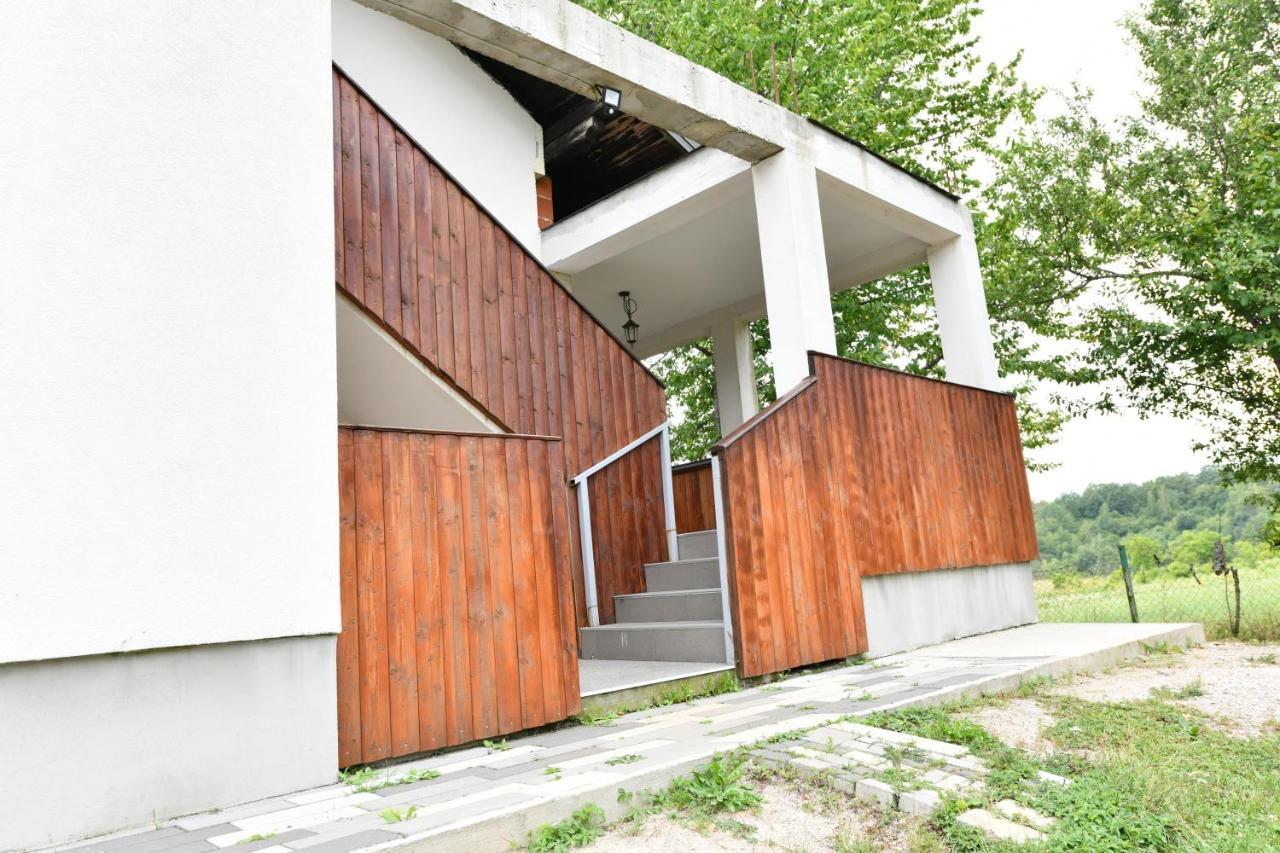 Lora Apartman Rakovica Kültér fotó