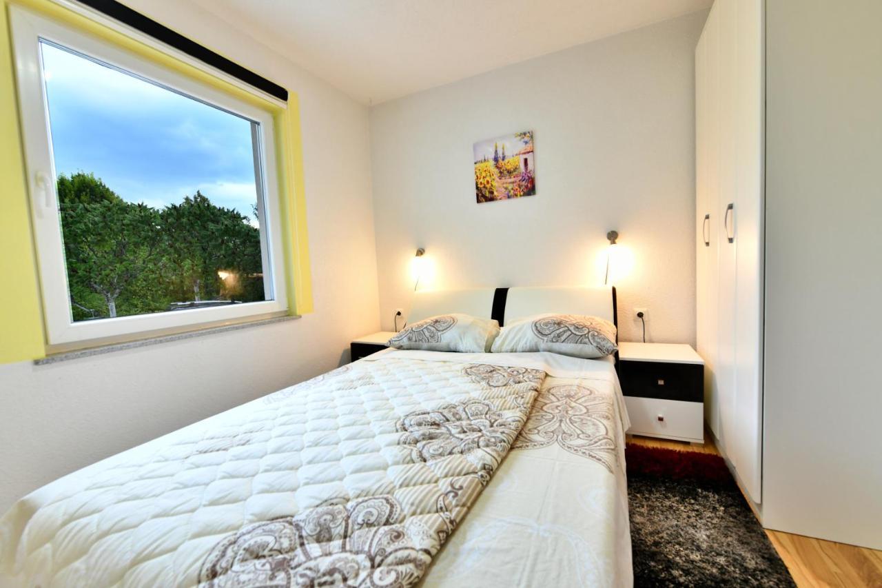 Lora Apartman Rakovica Kültér fotó