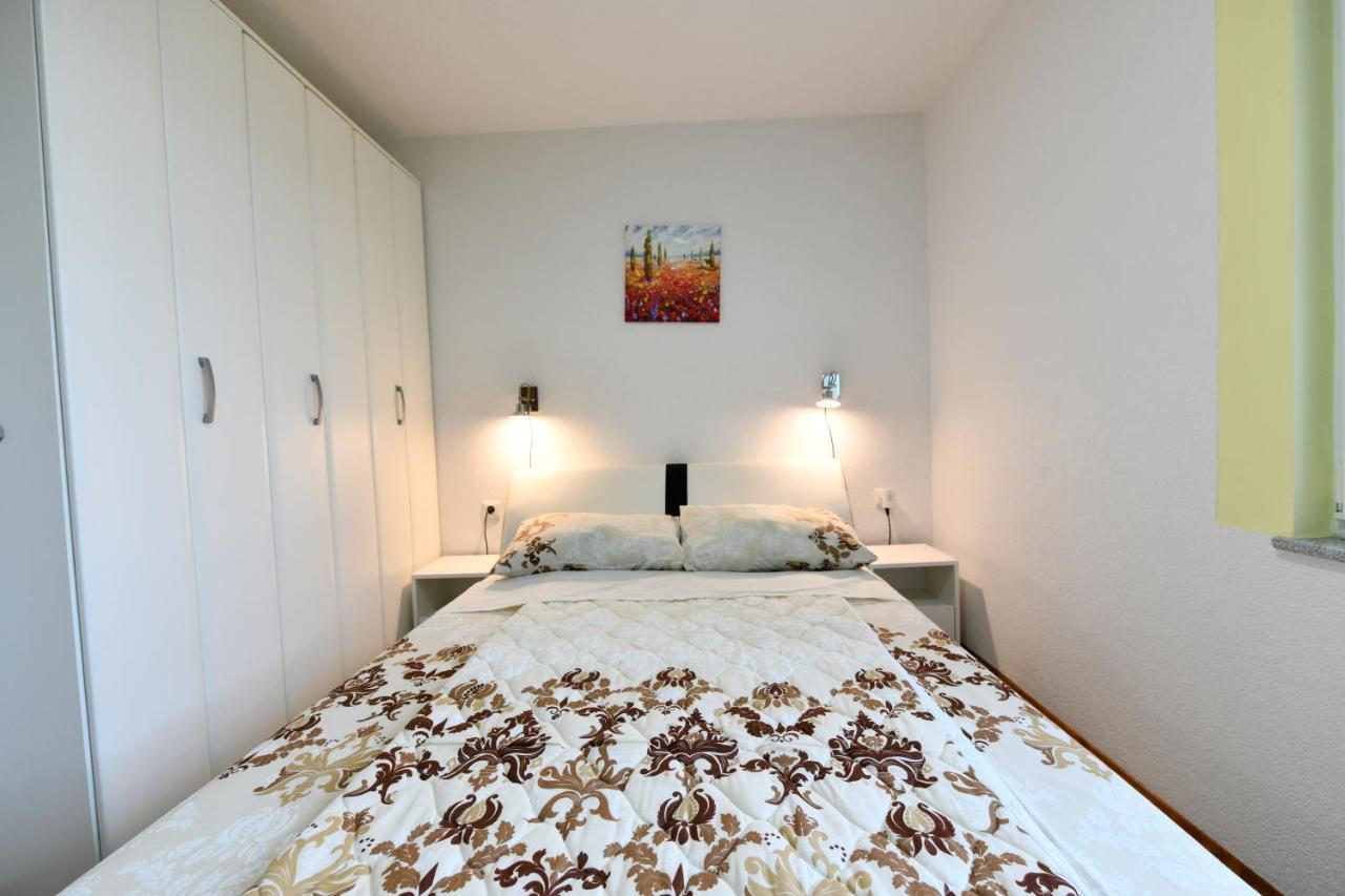 Lora Apartman Rakovica Kültér fotó