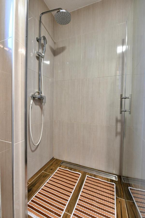 Lora Apartman Rakovica Kültér fotó